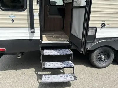 2018 Keystone Hideout photo 16