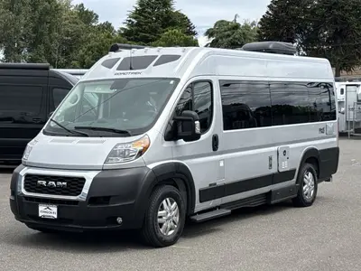 2021 Roadtrek Play photo 5