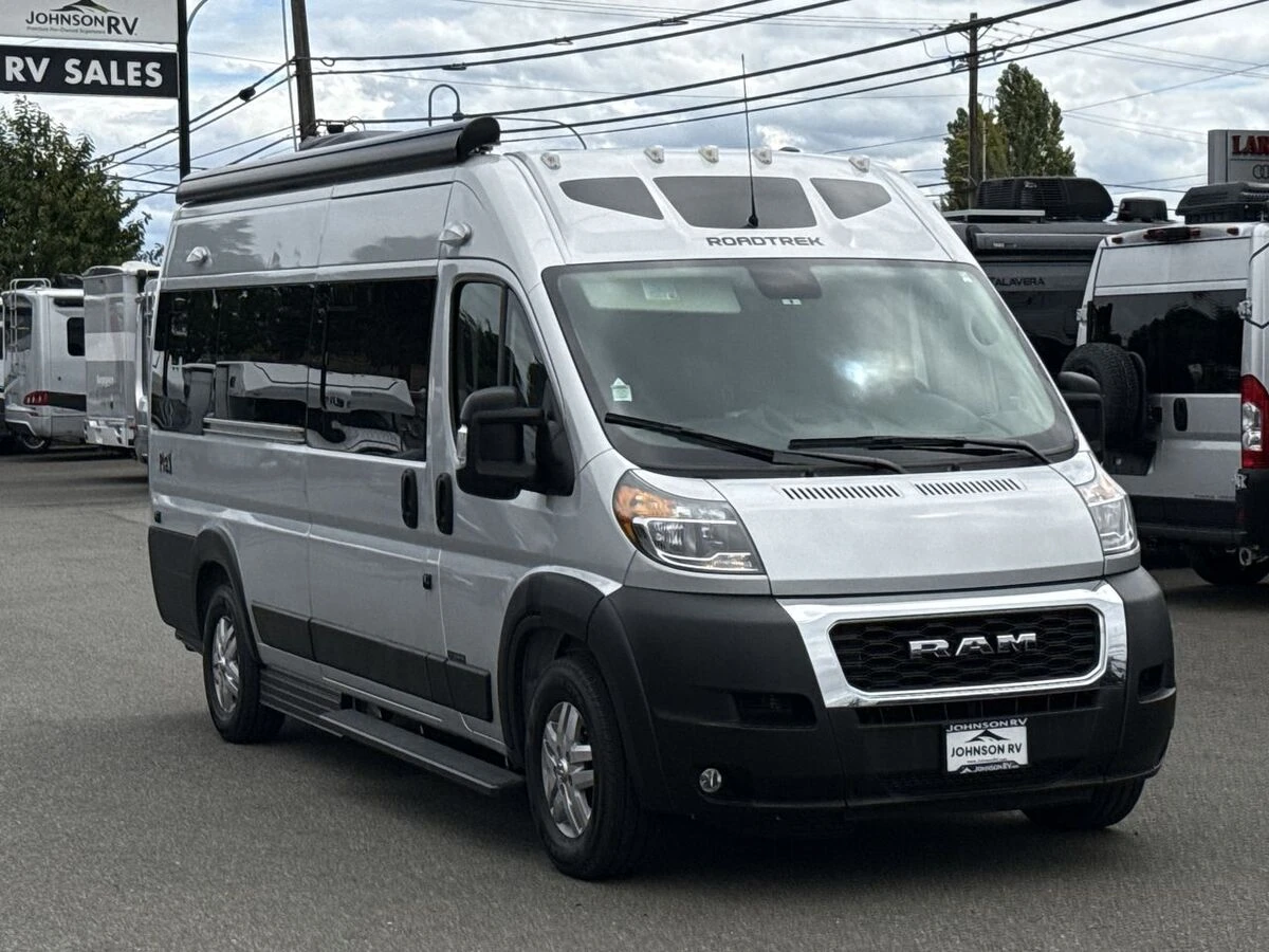 2021 Roadtrek Play exterior