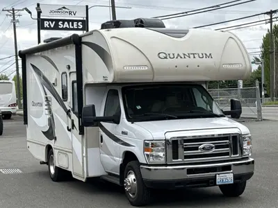 Used 2017 Thor Motor Coach Quantum GR22