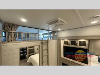 2025 Grand Design Solitude photo 14