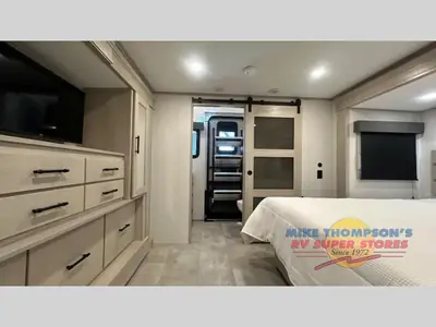 2025 Grand Design Solitude photo 16