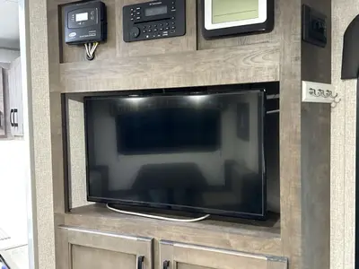 2022 Venture RV Sonic photo 30