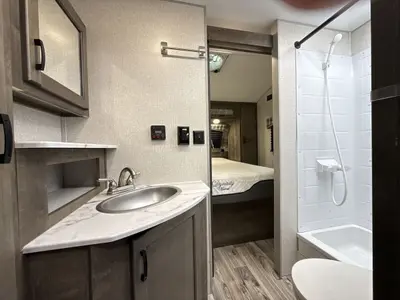 2022 Venture RV Sonic photo 32