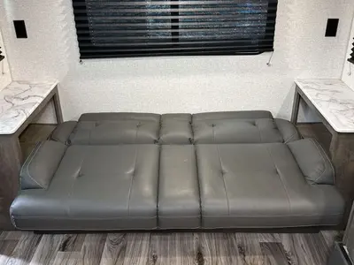 2022 Venture RV Sonic photo 38