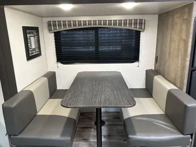 2022 Venture RV Sonic photo 39