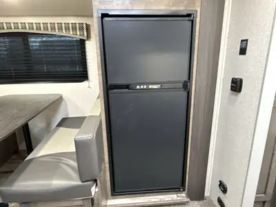 2022 Venture RV Sonic photo 24