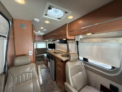 2012 Winnebago Era photo 27