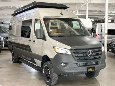 New 2026 Storyteller Overland Tour / Crew Mode XL AWD