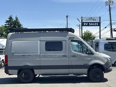 2027 Winnebago Revel photo 10