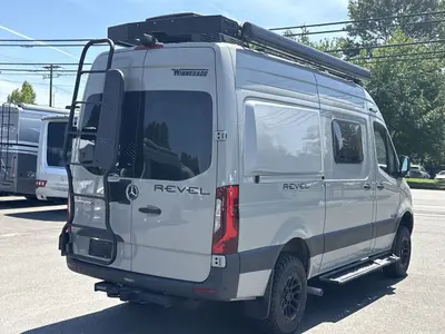 2027 Winnebago Revel photo 9