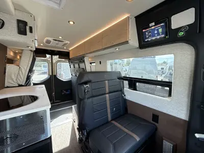 2026 Storyteller Overland Classic Mode photo 28