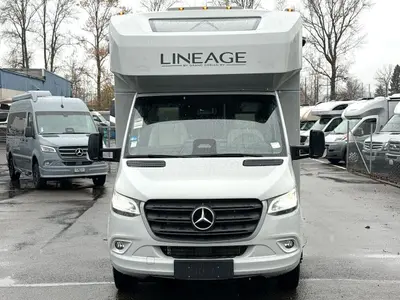 2026 Grand Design Lineage Series M photo 4