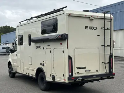 2027 Winnebago Ekko photo 7