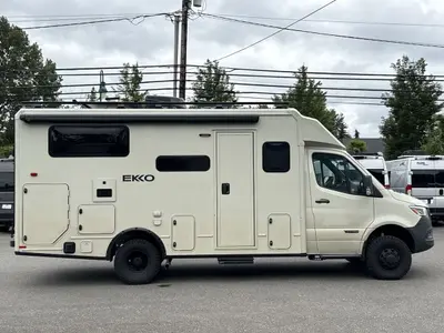 2027 Winnebago Ekko photo 10