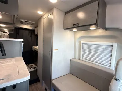 2026 Thor Motor Coach Talavera photo 28