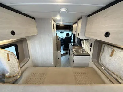 2027 Winnebago Solis photo 43