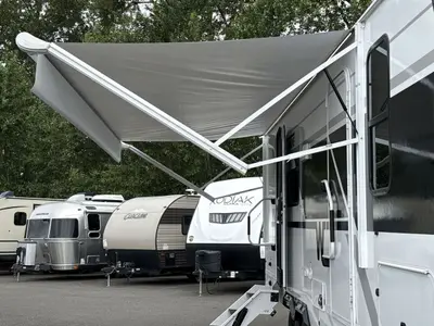 2026 Winnebago Thrive photo 19