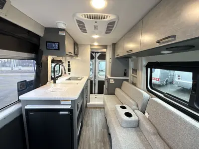 2026 Thor Motor Coach Rize photo 42
