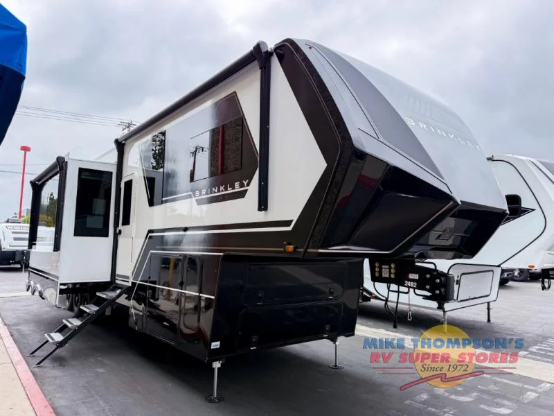 2026 Brinkley Model G exterior