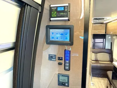 2022 Winnebago Era photo 28