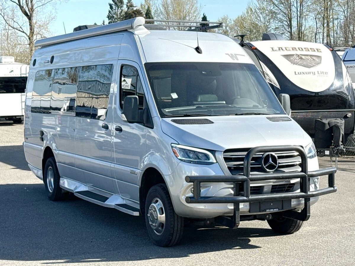 2022 Winnebago Era exterior