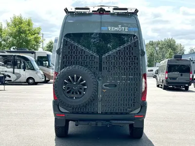2026 Remote Vans Oasis Series photo 8