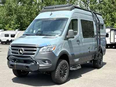 2026 Remote Vans Oasis Series photo 5