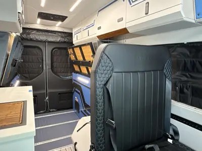 2026 Remote Vans Oasis Series photo 29