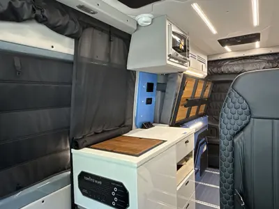 2026 Remote Vans Oasis Series photo 28
