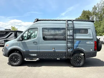 2026 Remote Vans Oasis Series photo 6