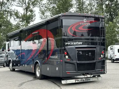 2021 Tiffin Motorhomes Phaeton photo 7