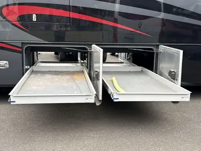 2021 Tiffin Motorhomes Phaeton photo 45