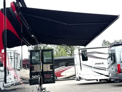 2021 Tiffin Motorhomes Phaeton photo 17
