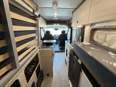 2027 Winnebago Solis photo 37