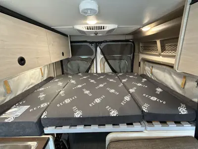 2027 Winnebago Solis photo 33
