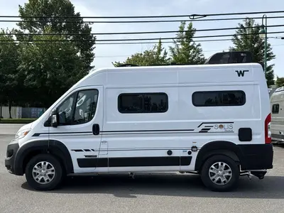 2027 Winnebago Solis photo 6
