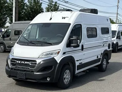 2027 Winnebago Solis photo 5
