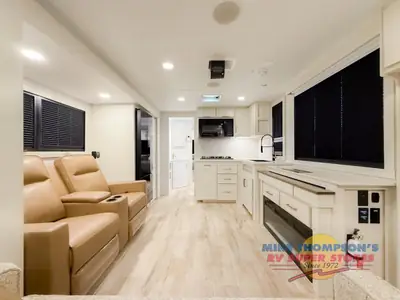 2026 Brinkley Model I photo 5