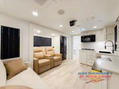 2026 Brinkley Model I photo 6