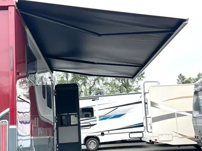 2027 Winnebago Navion photo 17