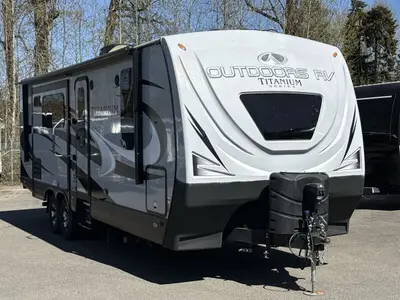2022 Outdoors RV Manufacturing Black Stone photo 3