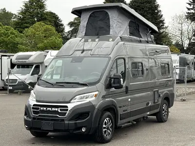 2027 Winnebago Solis photo 5