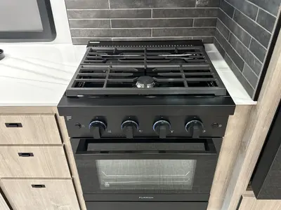 2026 Grand Design Lineage Series F photo 34