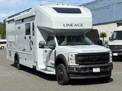 New 2026 Grand Design Lineage Series F 31ZW