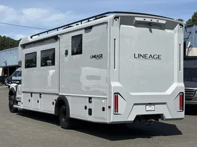 2026 Grand Design Lineage Series F photo 7