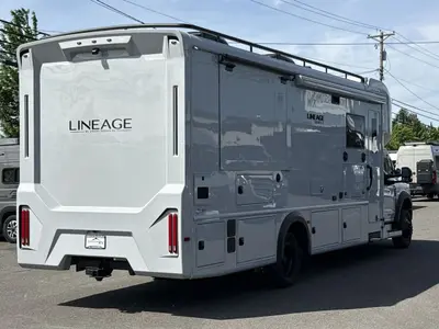 2026 Grand Design Lineage Series F photo 9