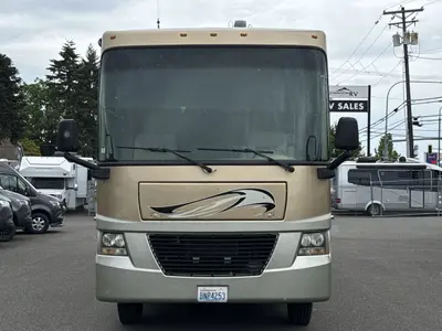 2011 Tiffin Motorhomes Allegro photo 4