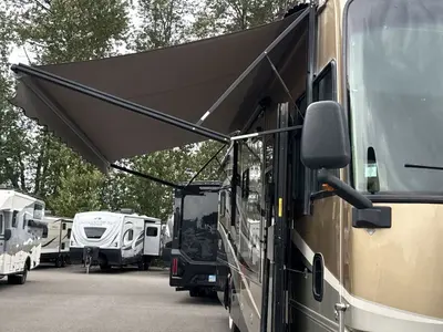 2011 Tiffin Motorhomes Allegro photo 17