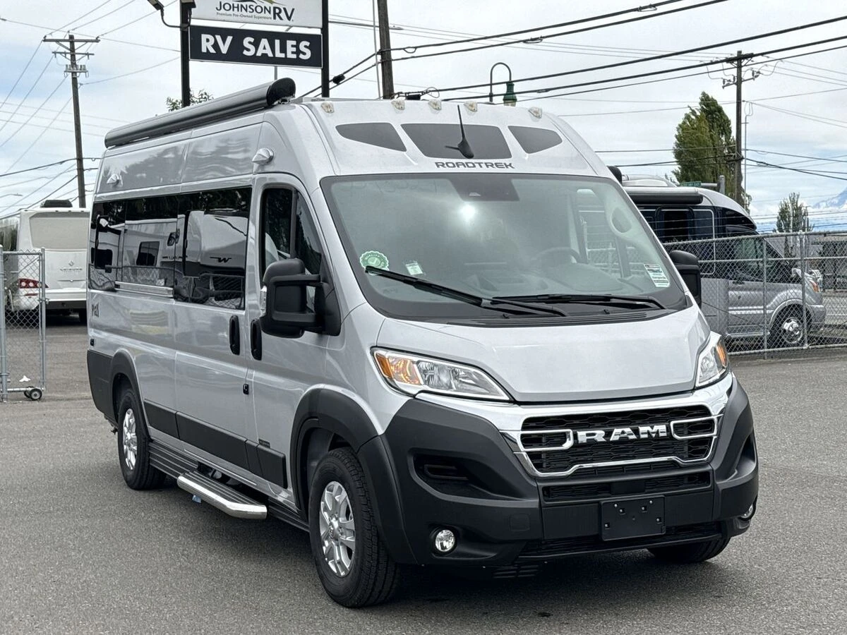 2025 Roadtrek Play exterior